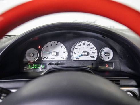 Used 2003 Ford Thunderbird image 23