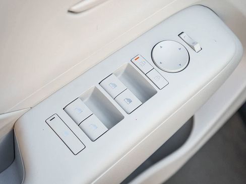 New 2026 Hyundai Kona SEL Sport image 24