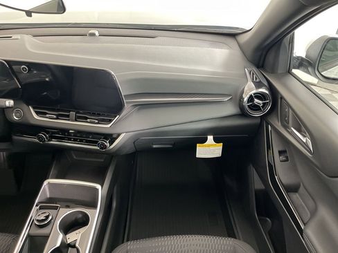 New 2026 Chevrolet Equinox LT FWD image 14