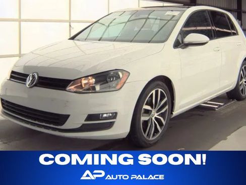 Used 2017 Volkswagen Golf SE FWD image 1