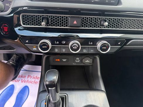 Used 2022 Honda Civic EX image 33