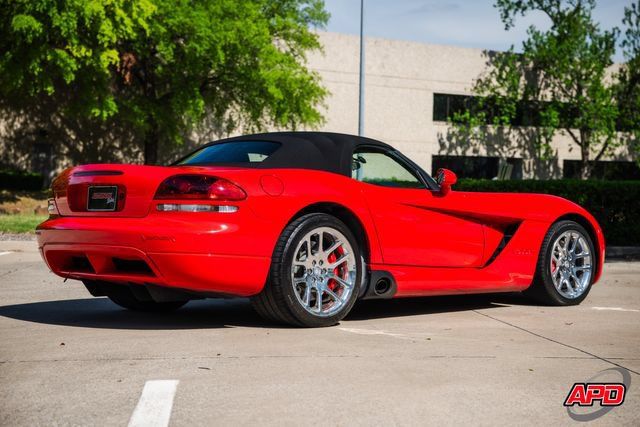 Used 2004 Dodge Viper SRT-10 RWD image 34
