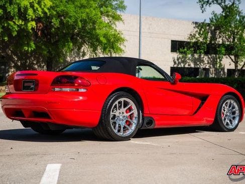 Used 2004 Dodge Viper SRT-10 RWD image 34