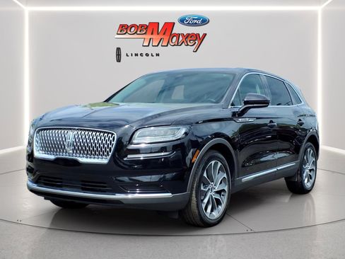 Used 2023 Lincoln Nautilus Reserve AWD/4WD image 1