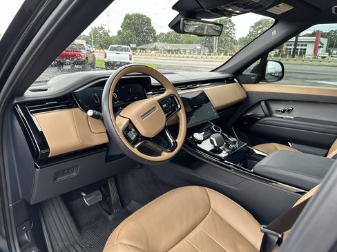 Used 2023 Land Rover Range Rover Sport SE Dynamic AWD/4WD image 10