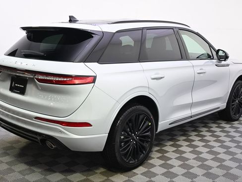 New 2026 Lincoln Corsair Premiere AWD/4WD image 7