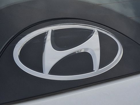 Used 2024 Hyundai Tucson SE image 28