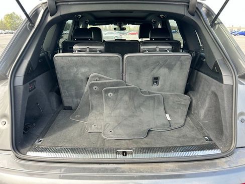 Used 2017 Audi Q7 3.0T Prestige image 29