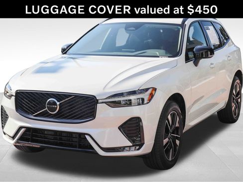 Used 2026 Volvo XC60 B5 Core AWD/4WD image 3