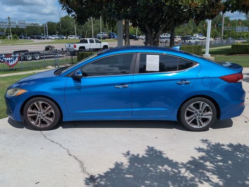 Used 2017 Hyundai Elantra Limited FWD image 7