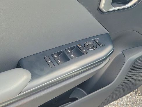 Used 2025 Kia K4 FWD image 20