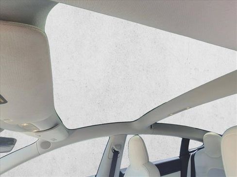 Used 2019 Tesla Model 3 Standard Range Plus RWD image 11