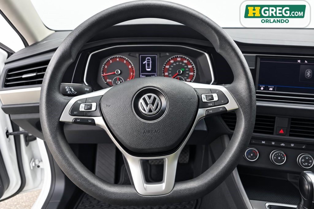 Used 2021 Volkswagen Jetta R-Line FWD image 13