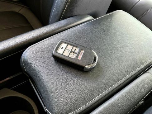 Used 2021 Honda Insight Touring image 31