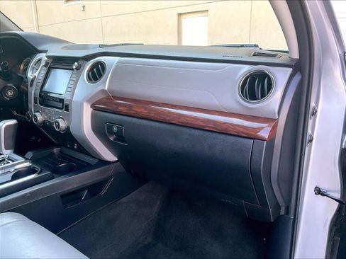 Used 2016 Toyota Tundra Limited w/ Limited Premium Package image 13