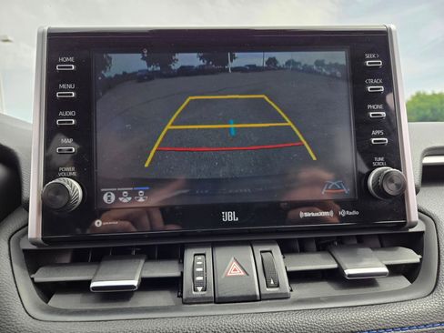Used 2022 Toyota RAV4 XSE AWD/4WD image 19