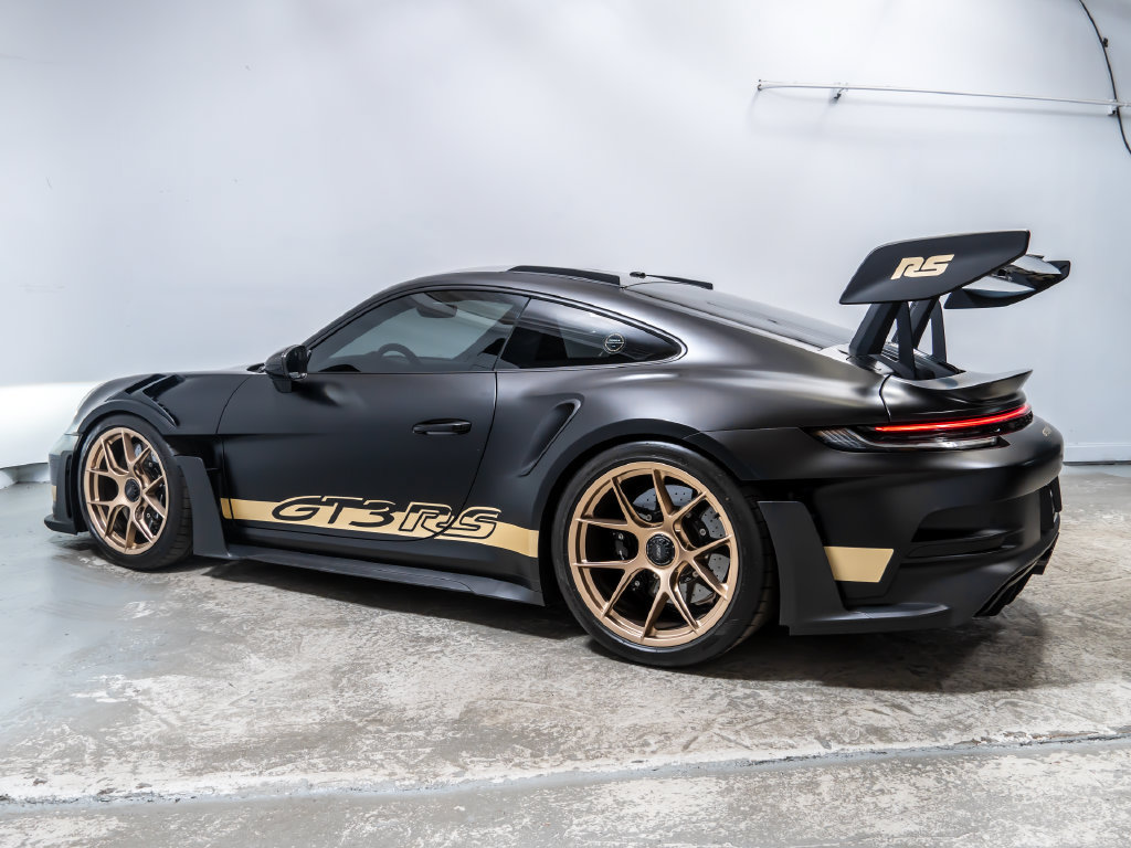 Used 2023 Porsche 911 GT3 RS RWD image 2