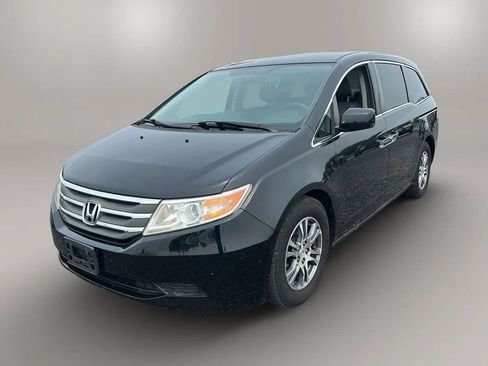 Used 2013 Honda Odyssey EX image 3