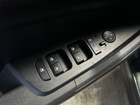 Used 2024 Kia Sportage LX image 23