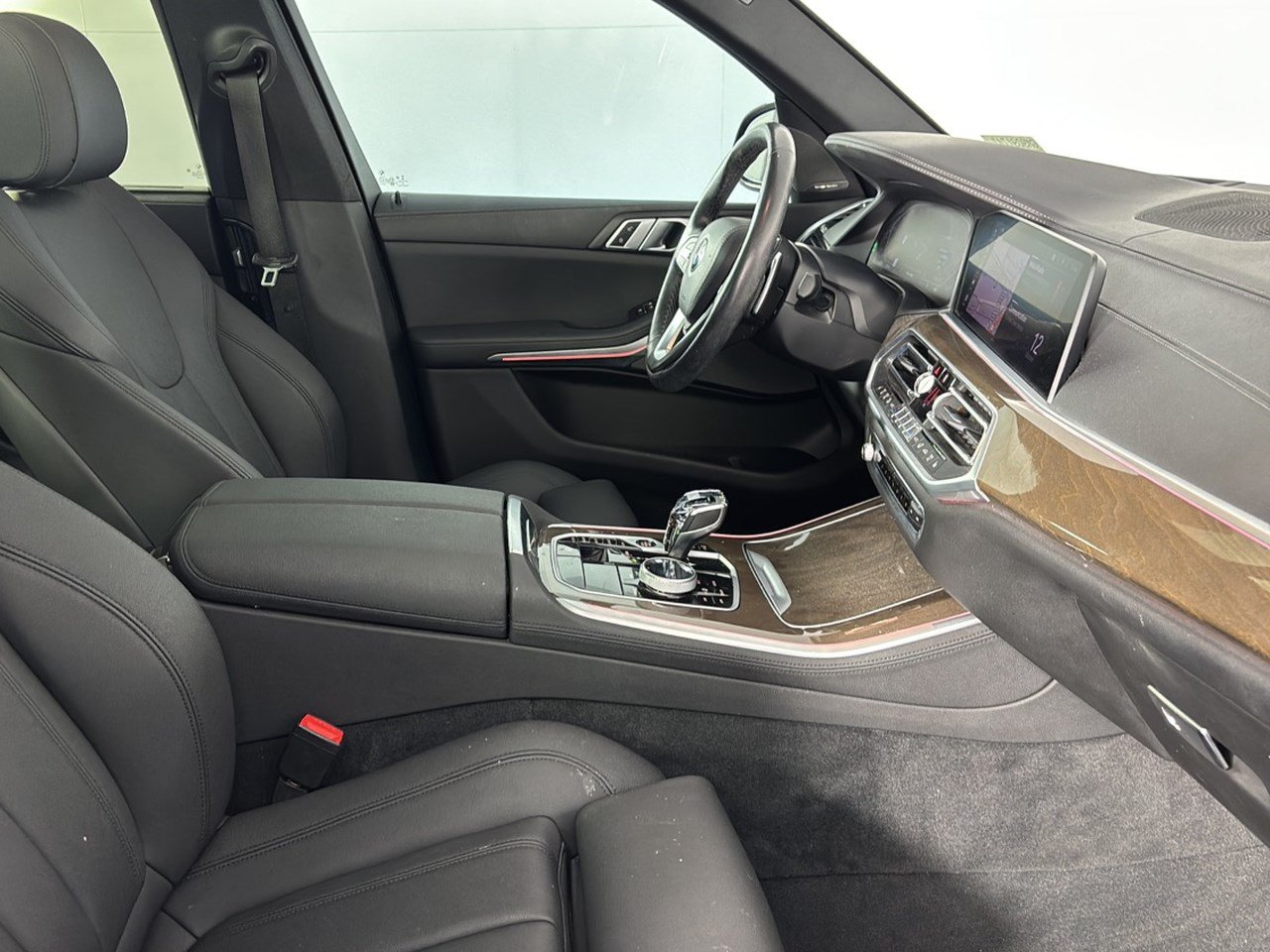 Used 2021 BMW X5 sDrive40i w/ Executive Package RWD image 30