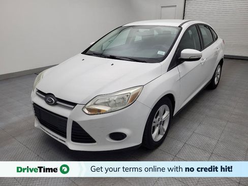 Used 2014 Ford Focus SE FWD image 1