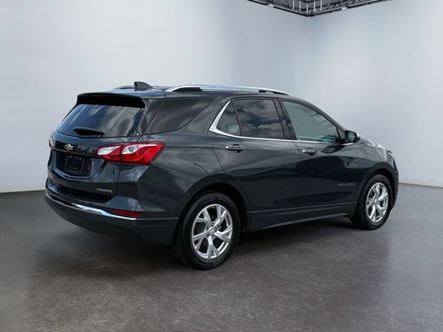 Used 2020 Chevrolet Equinox Premier w/ LPO, Floor Liner Package FWD image 3