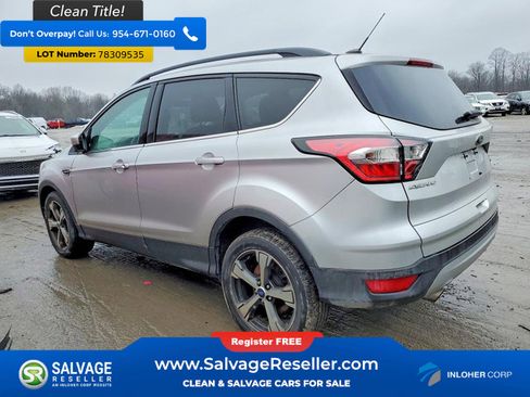 Used 2017 Ford Escape SE w/ Equipment Group 201A FWD image 3