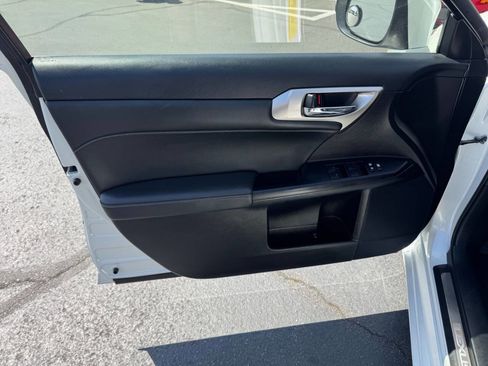 Used 2017 Lexus CT 200h w/ Seat Comfort Package image 13