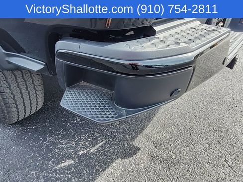 Used 2024 Chevrolet Colorado Trail Boss w/ Technology Package image 23