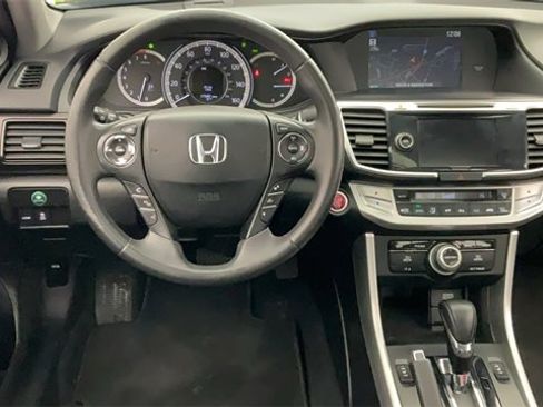 Used 2013 Honda Accord Touring image 4
