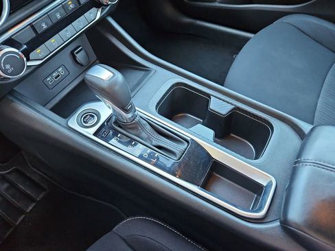 Used 2023 Nissan Sentra SV image 19
