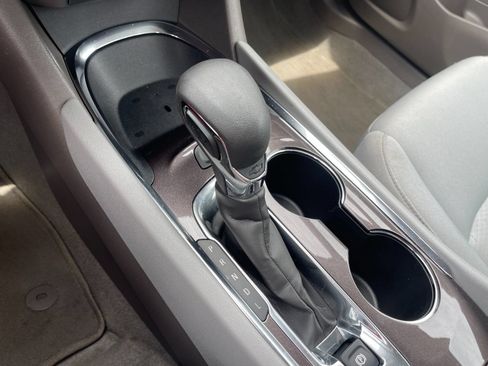 Used 2023 Chevrolet Malibu LT FWD image 22