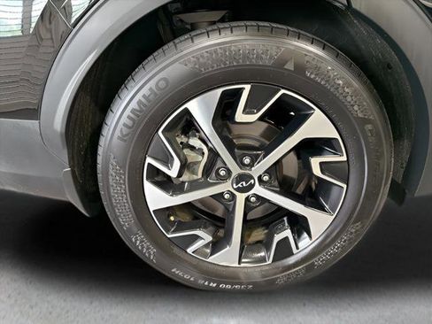 Used 2025 Kia Sportage EX w/ Premium Package FWD image 38