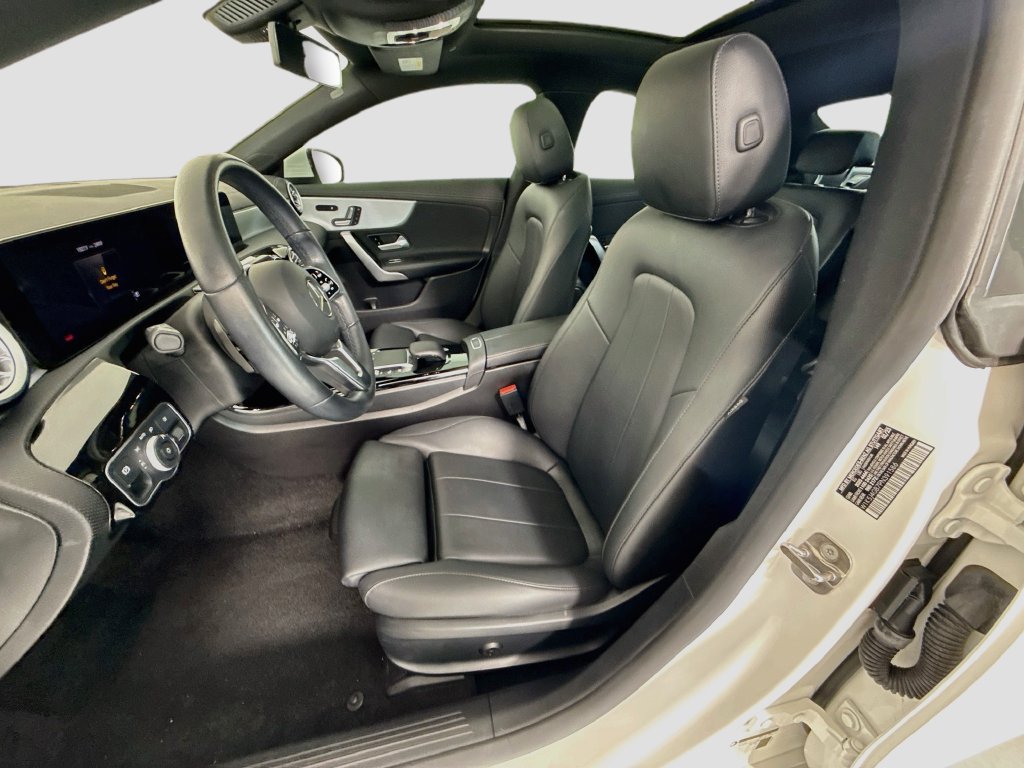 Used 2023 Mercedes-Benz CLA 250 image 19