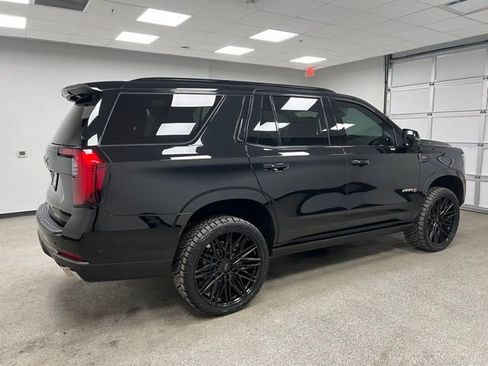 Used 2025 GMC Yukon AT4 Ultimate w/ LPO, Floor Liner Package AWD/4WD image 11