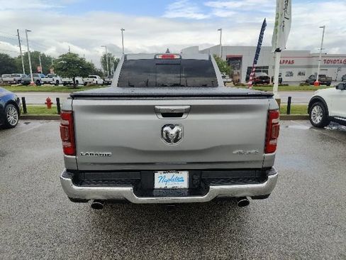 Used 2019 RAM 1500 Laramie AWD/4WD image 16