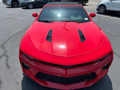 Used 2017 Chevrolet Camaro SS RWD image 4