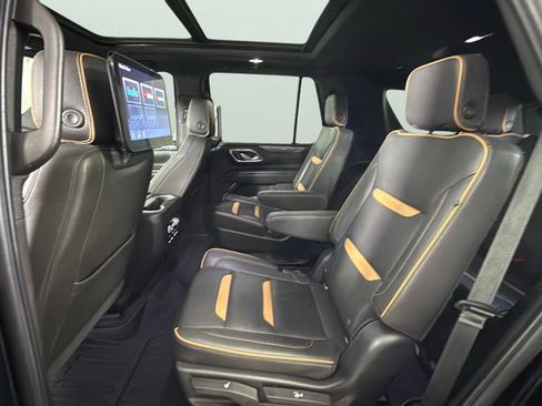 Used 2022 GMC Yukon AT4 w/ Technology Package AWD/4WD image 26