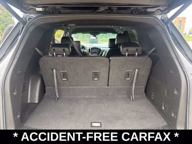 Used 2022 Chevrolet Traverse LT FWD image 13