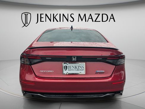Used 2024 Honda Accord Sport image 7