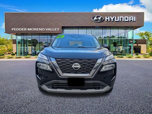 Used 2023 Nissan Rogue SV image 8