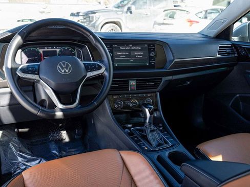 Used 2024 Volkswagen Jetta SEL image 17