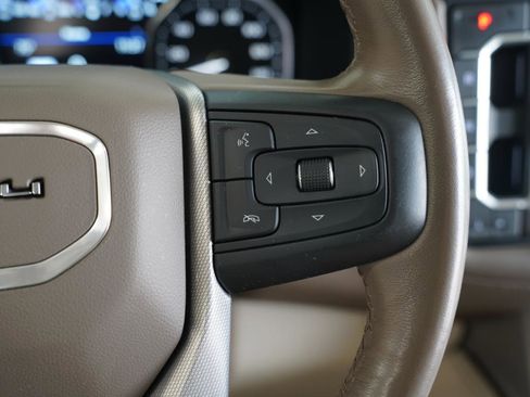 Used 2021 GMC Yukon XL Denali w/ Denali Premium Package AWD/4WD image 15