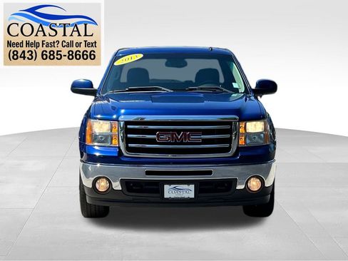 Used 2013 GMC Sierra 1500 SLT w/ SLT Convenience Package AWD/4WD image 2
