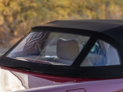 Used 1989 Mercedes-Benz 560 SL image 24