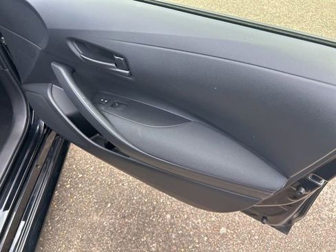 Used 2026 Toyota Corolla LE FWD image 8
