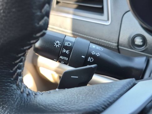 Used 2019 Subaru Outback 2.5i Limited AWD/4WD image 28