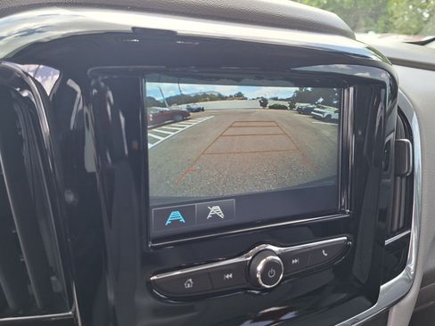 Used 2019 Chevrolet Traverse LT FWD image 13