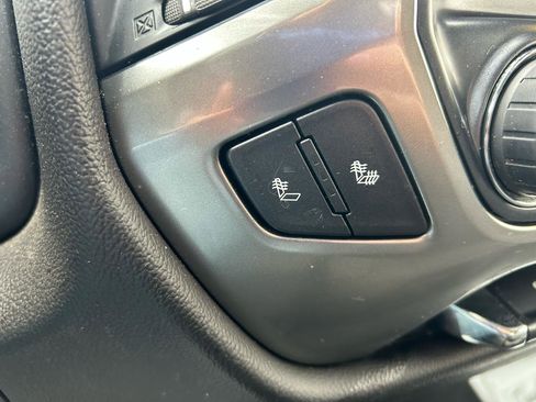 Used 2019 Chevrolet Silverado 1500 LT w/ All Star Edition image 25