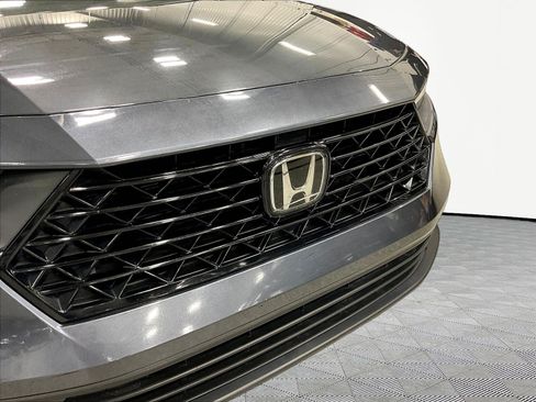 Used 2024 Honda Accord EX image 33